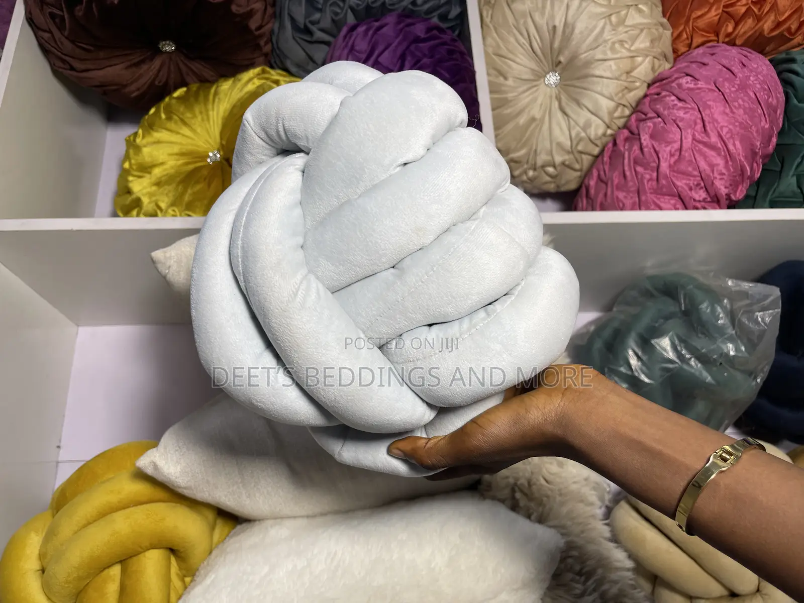 Decorative Throwpillow