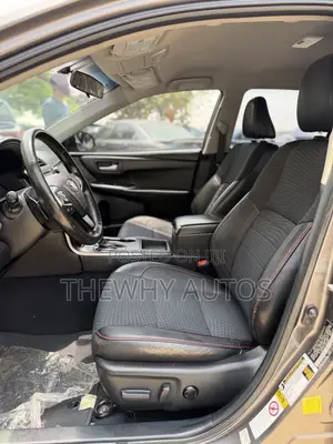Toyota Camry SE 4dr Sedan (2.5L 4cyl 6A) 2015 Gray