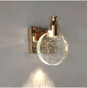 Modern Classic Wall Bracket