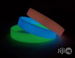 New Customized Silicone Rubber Wristbands