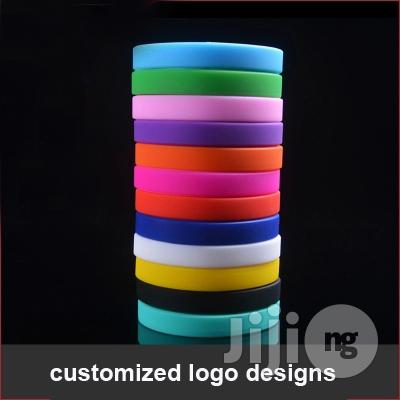 New Customized Silicone Rubber Wristbands