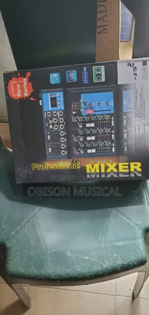 Yamaha Mixer F4