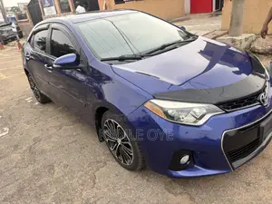 Toyota Corolla S Premium 4dr Sedan (1.8L 4cyl CVT) 2015 Blue