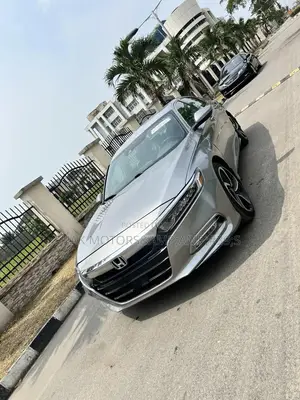 Honda Accord Sport (1.5L 4cyl Turbo CVT) 2019 Silver