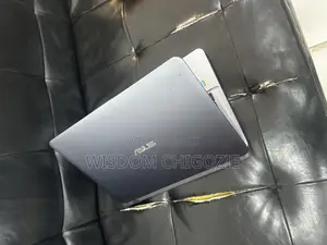 Laptop Asus A42DE 4GB Intel Celeron HDD 500GB
