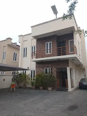 5bdrm Duplex in Lekki for rent