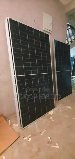550watts 144cells High Efficiency Canadian Solar Panels