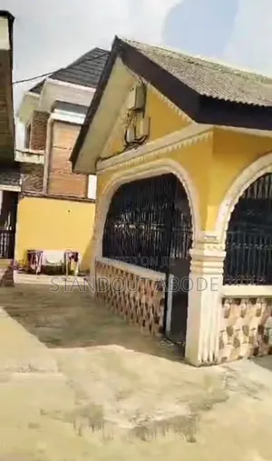 6bdrm Block of Flats in Good Location, Abule Egba for sale