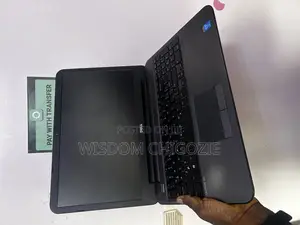 Laptop Dell Vostro 15 3559 8GB Intel Core i3 HDD 500GB