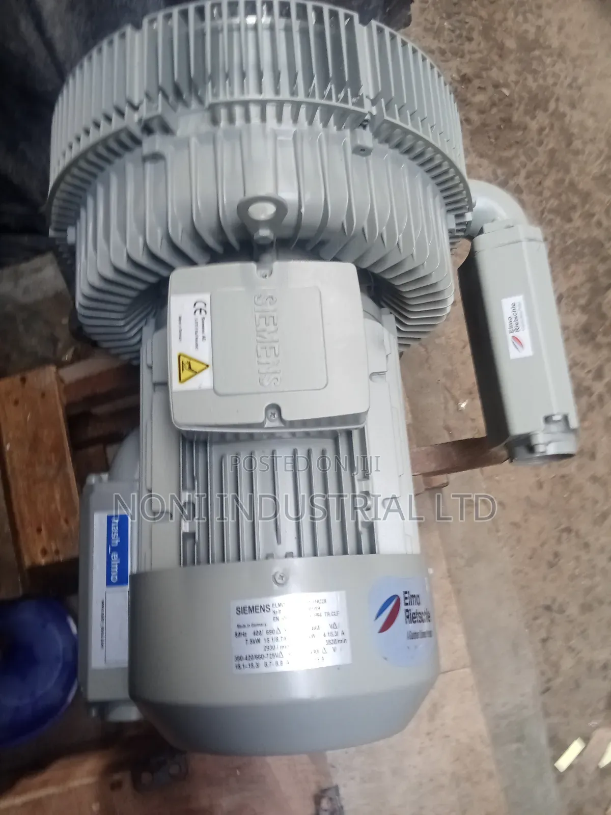 Double Blade Blower