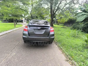 Honda Crosstour 3.5 AWD 2012 Gray