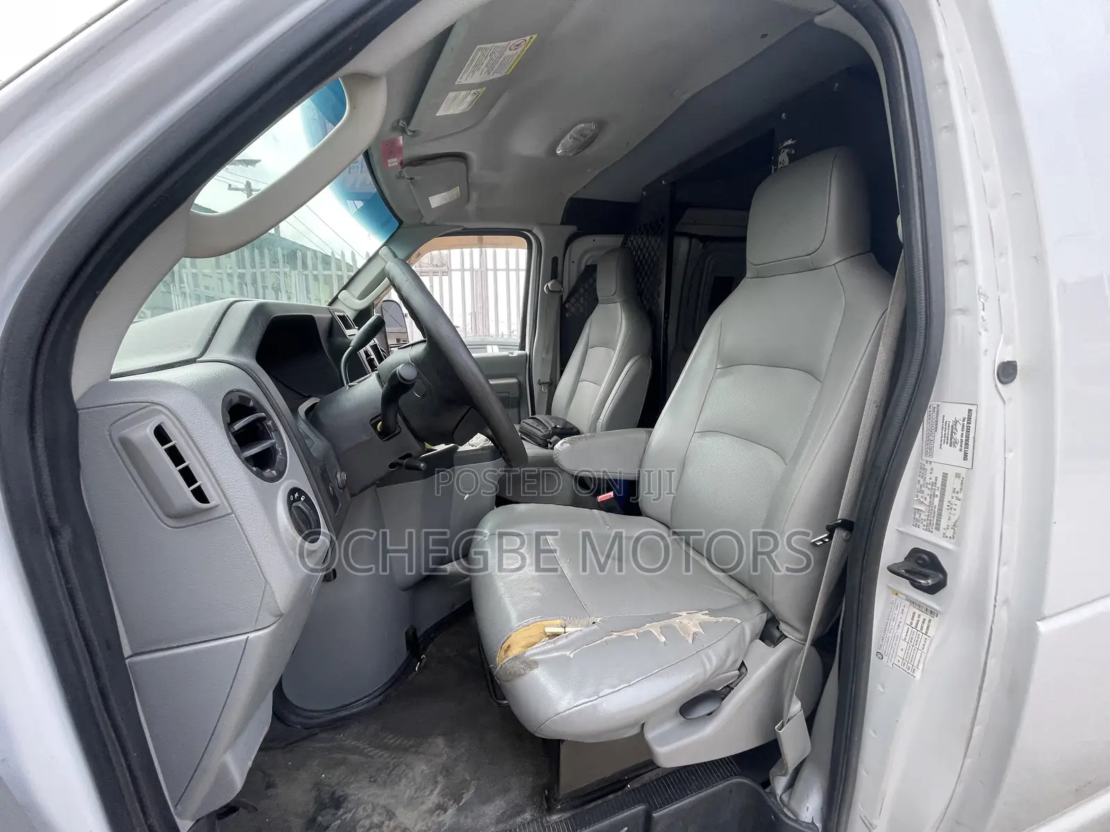 Ford E250 2014 White