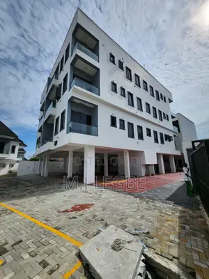 2bdrm Apartment in Ologolo, Lekki for rent