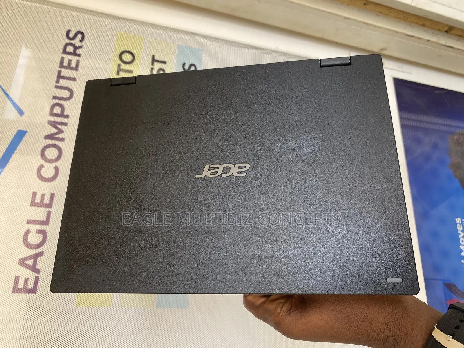 Laptop Acer TravelMate Spin B1 4GB Intel Celeron SSD 60GB