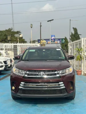 Toyota Highlander XLE 4dr SUV (3.5L 6cyl 6A) 2015 Red