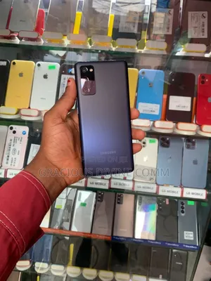Samsung Galaxy S20 FE 128 GB Purple