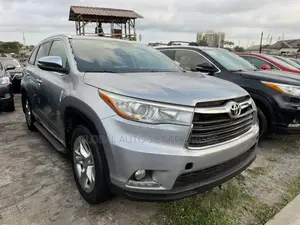 Toyota Highlander Limited V6 4x4 (3.5L 6cyl 6A) 2016 Silver