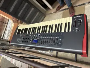 Novation Impulse 5 Octave