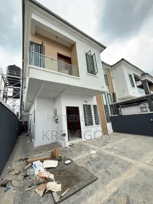 4bdrm Duplex in Ikota for sale