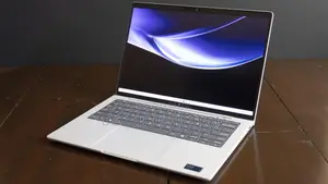 New Laptop HP 16GB Intel Core Ultra 7 SSD 512GB