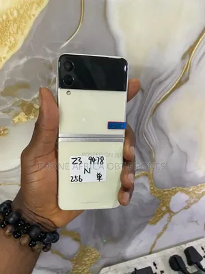 Samsung Galaxy Z Flip 3 256 GB