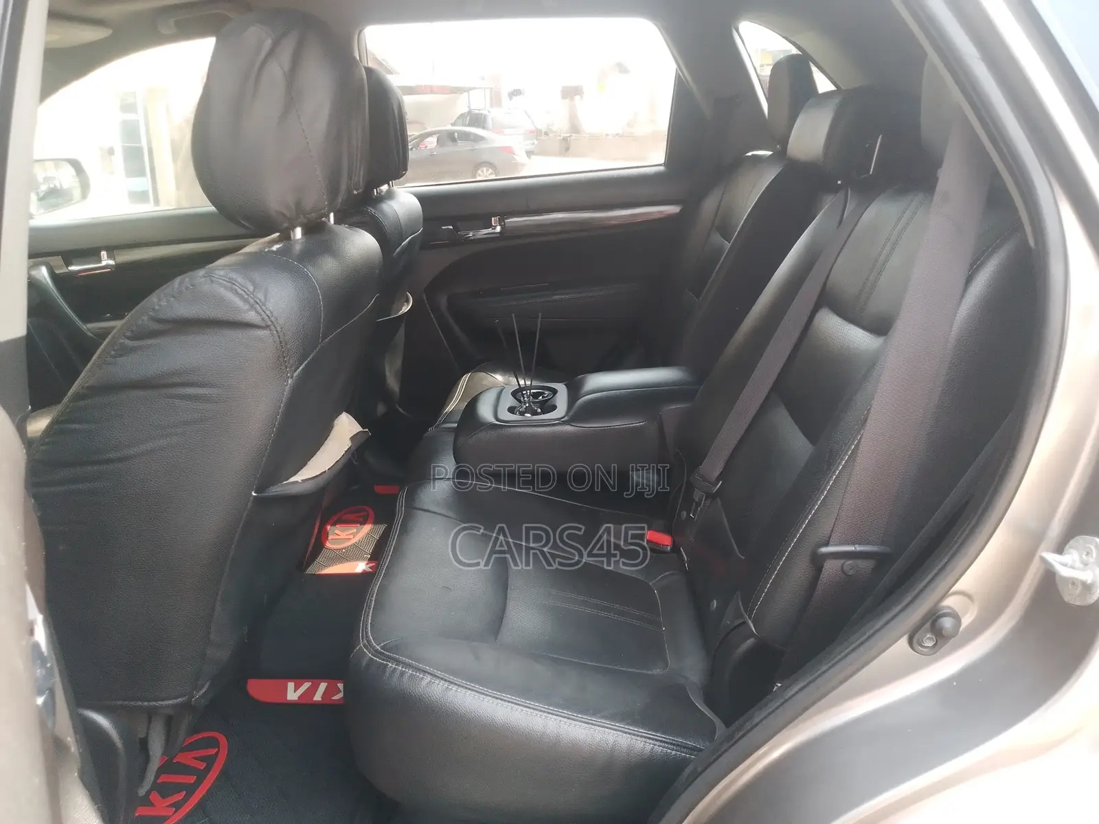 Kia Sorento 2011 Gray