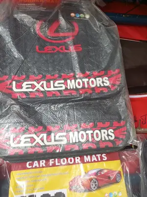 Sell All Types of Motor Fancy Seat Covers Foot Mat
