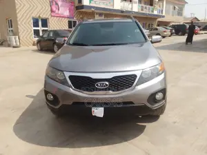 Kia Sorento 2011 Gray