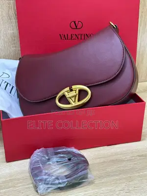 Valentino Bag Available in Colours Packaged With Box Medium Size