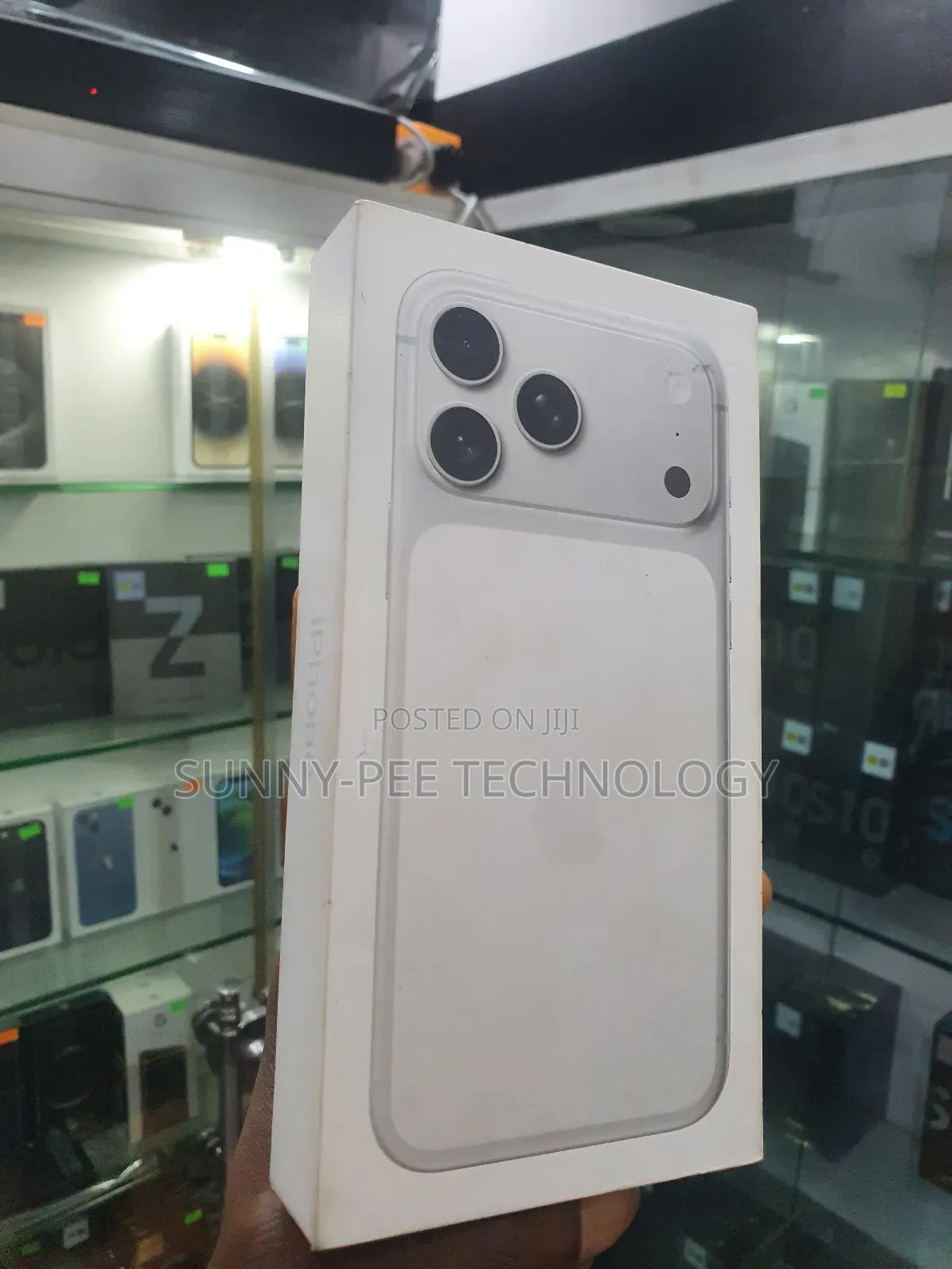 New Apple iPhone 17 Pro Max 512 GB White
