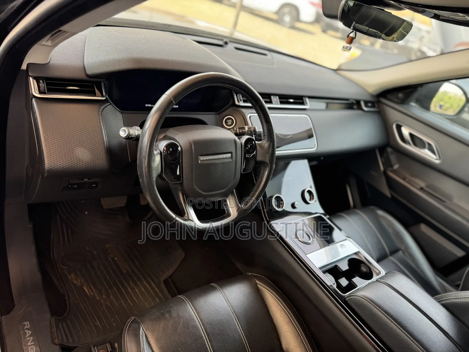 Land Rover Range Rover Velar 2018 Black