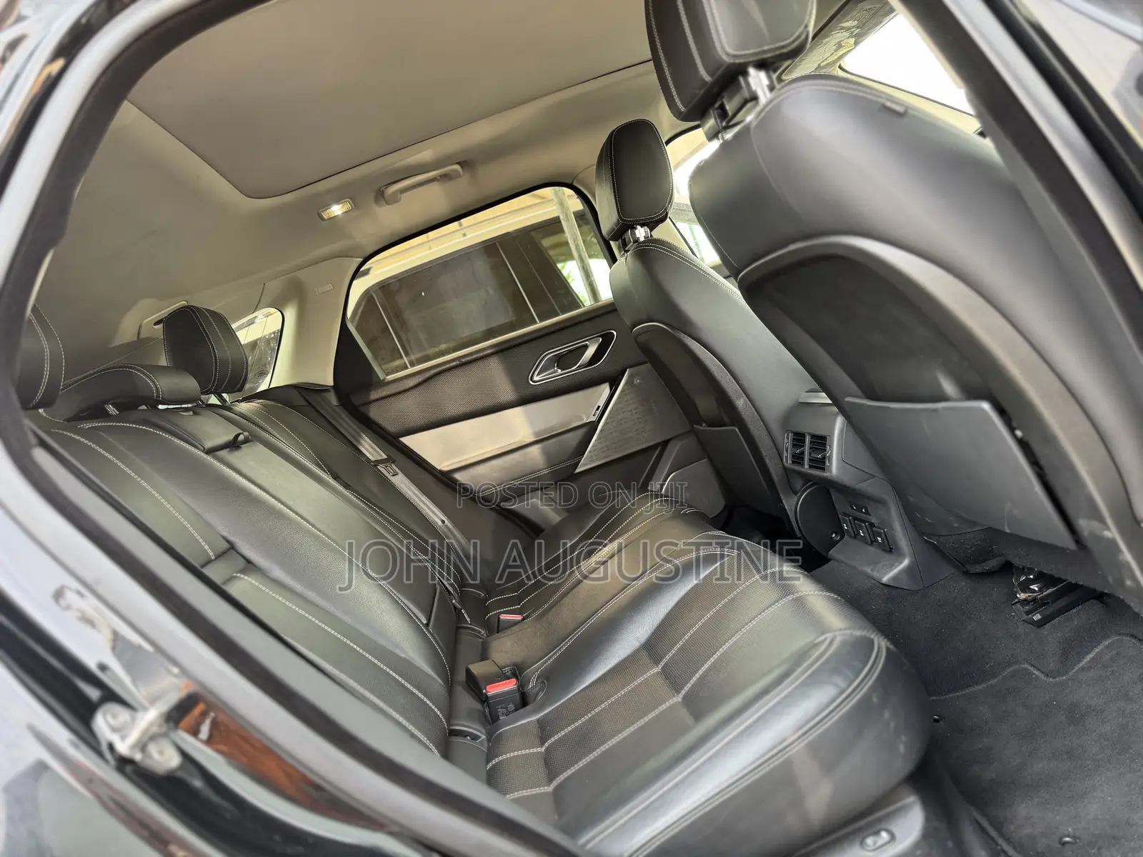 Land Rover Range Rover Velar 2018 Black