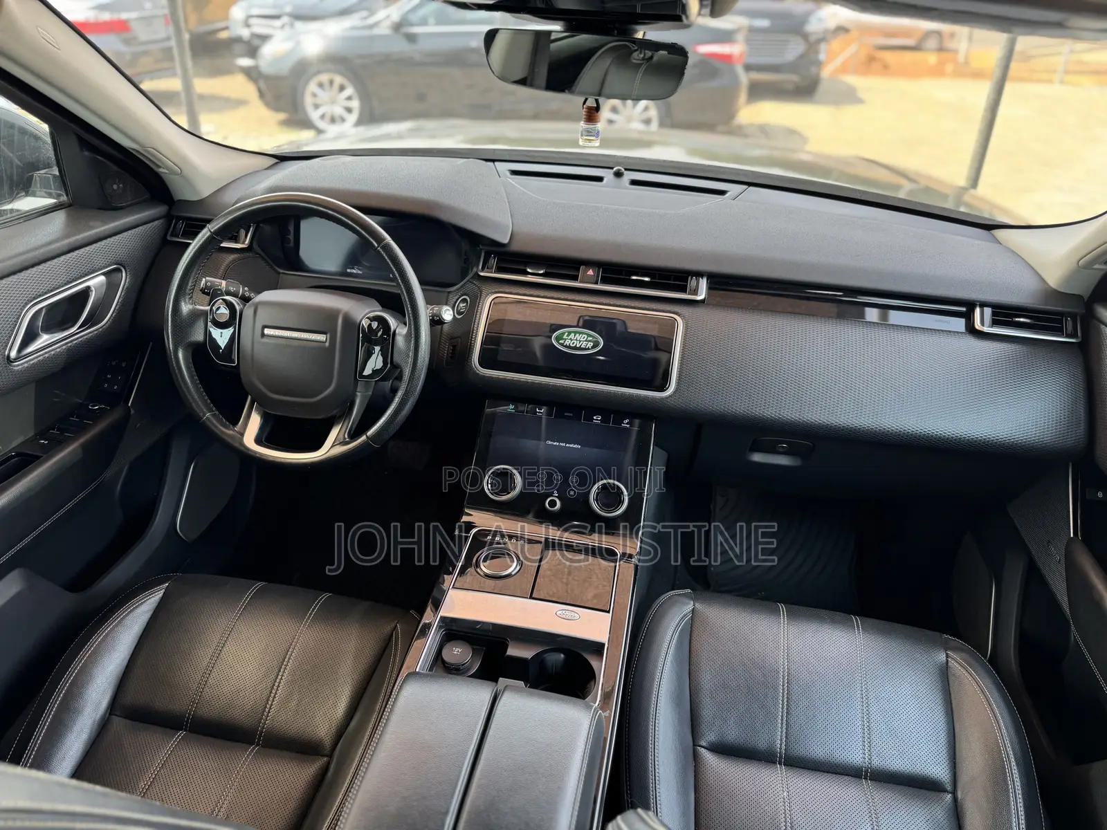 Land Rover Range Rover Velar 2018 Black