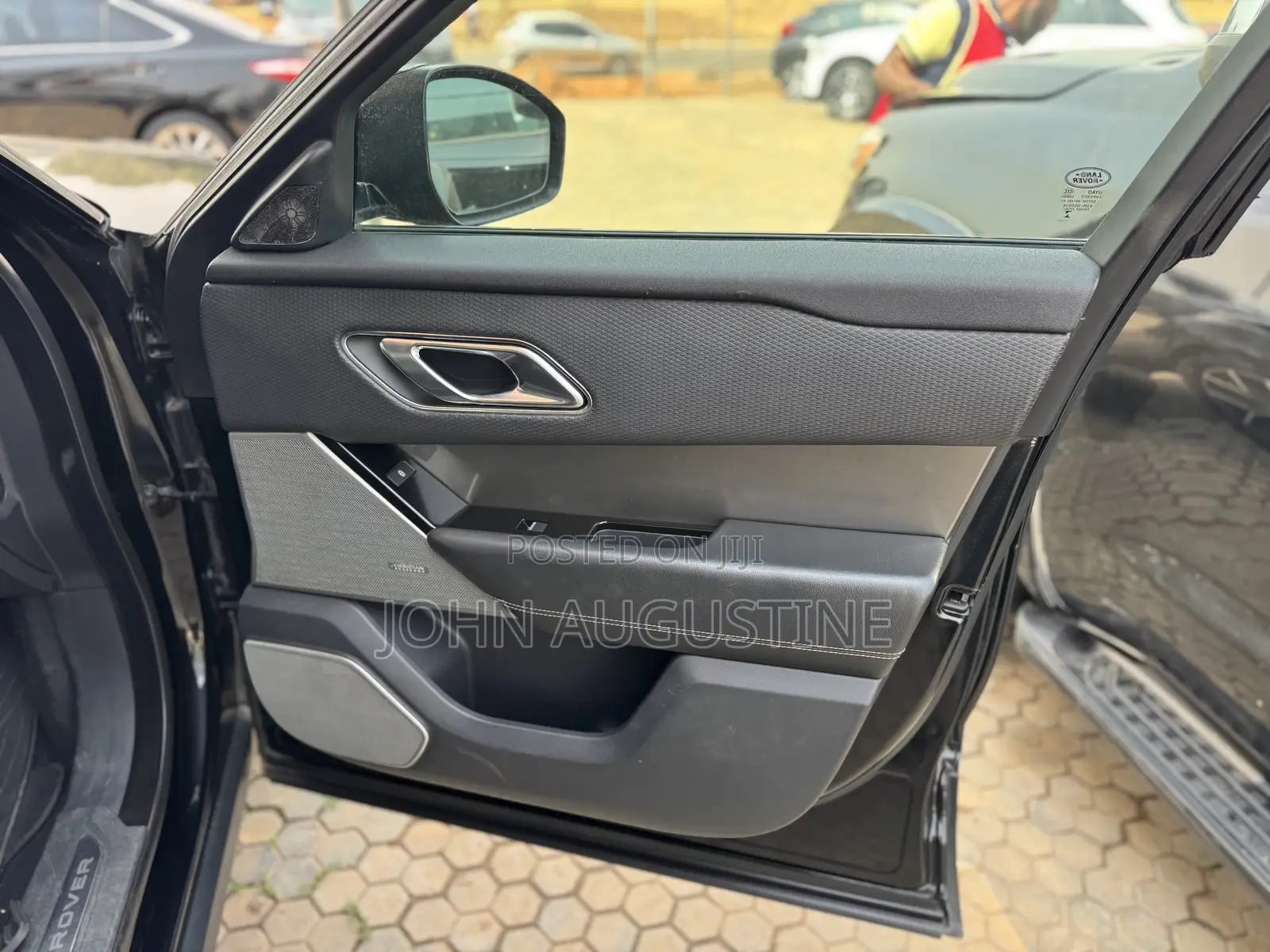 Land Rover Range Rover Velar 2018 Black
