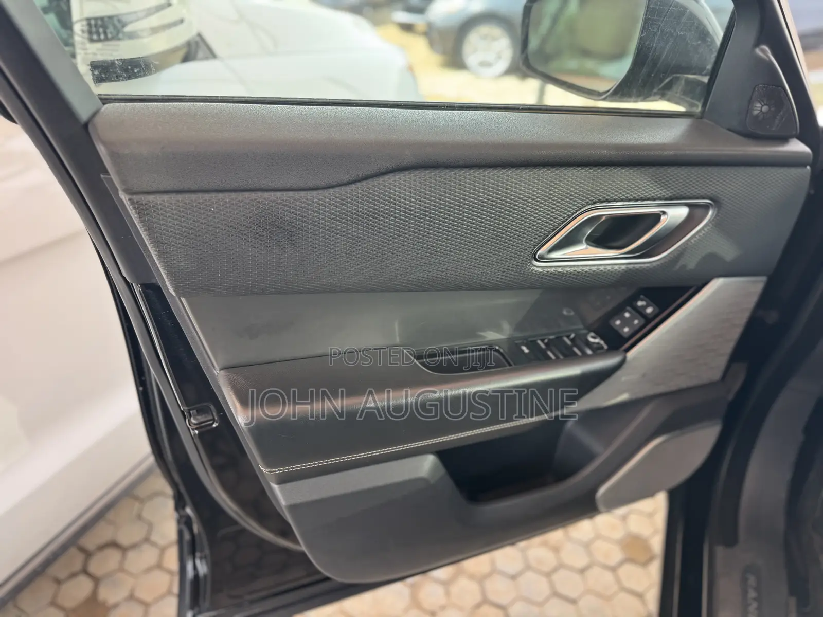Land Rover Range Rover Velar 2018 Black