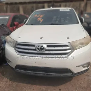 Toyota Highlander 2012 White