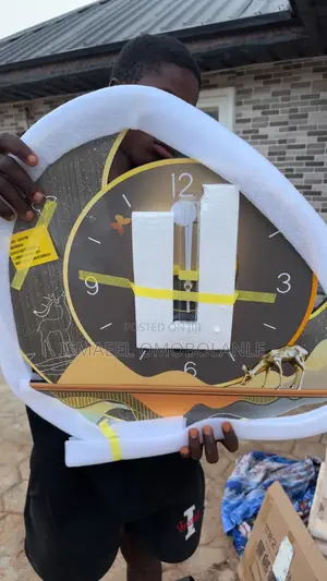 Luxury Wallclock
