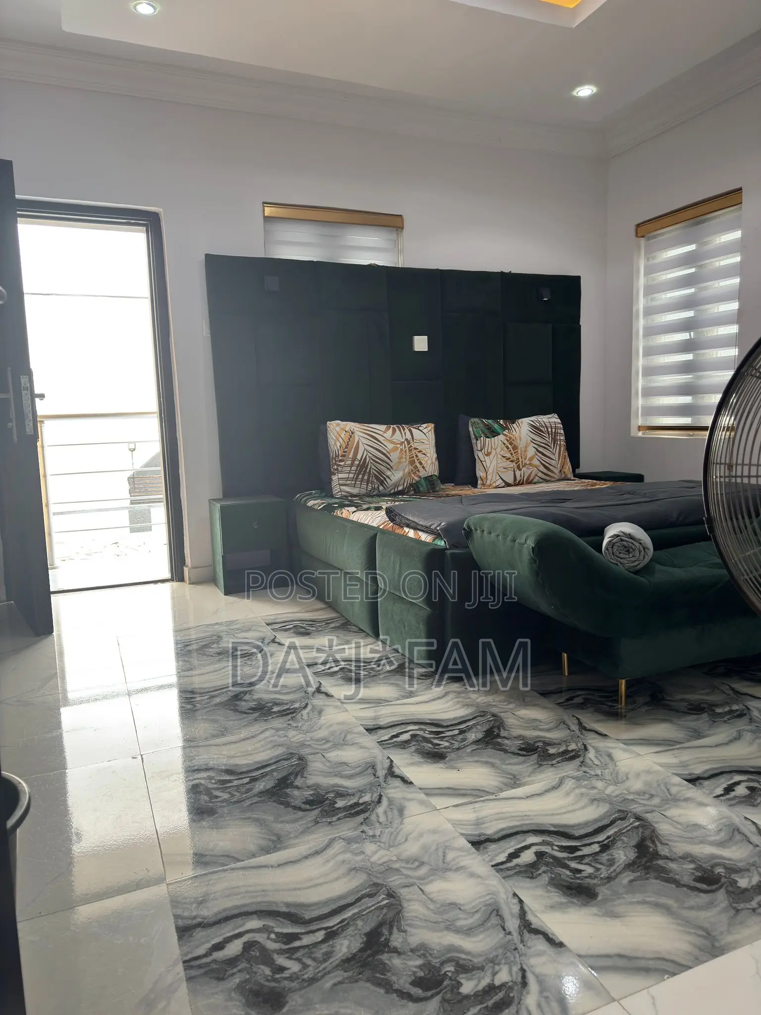 4 Bed Room 5 Bathroom Duplex All Ensuite