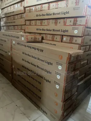 D2-80w All-in-one Solar Street Light