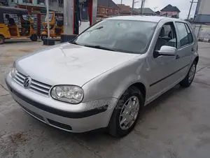 Volkswagen Golf 2001 Silver
