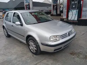Volkswagen Golf 2001 Silver