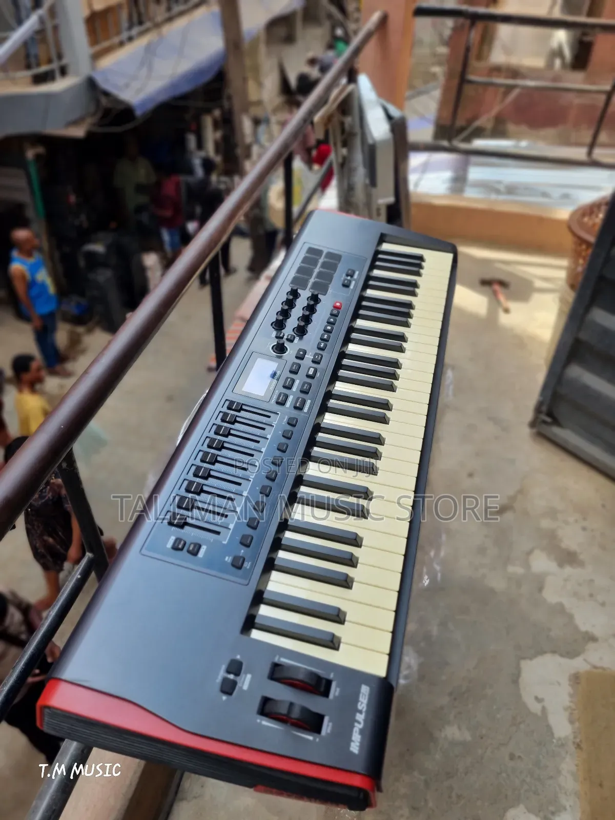 Novation Impulse 61
