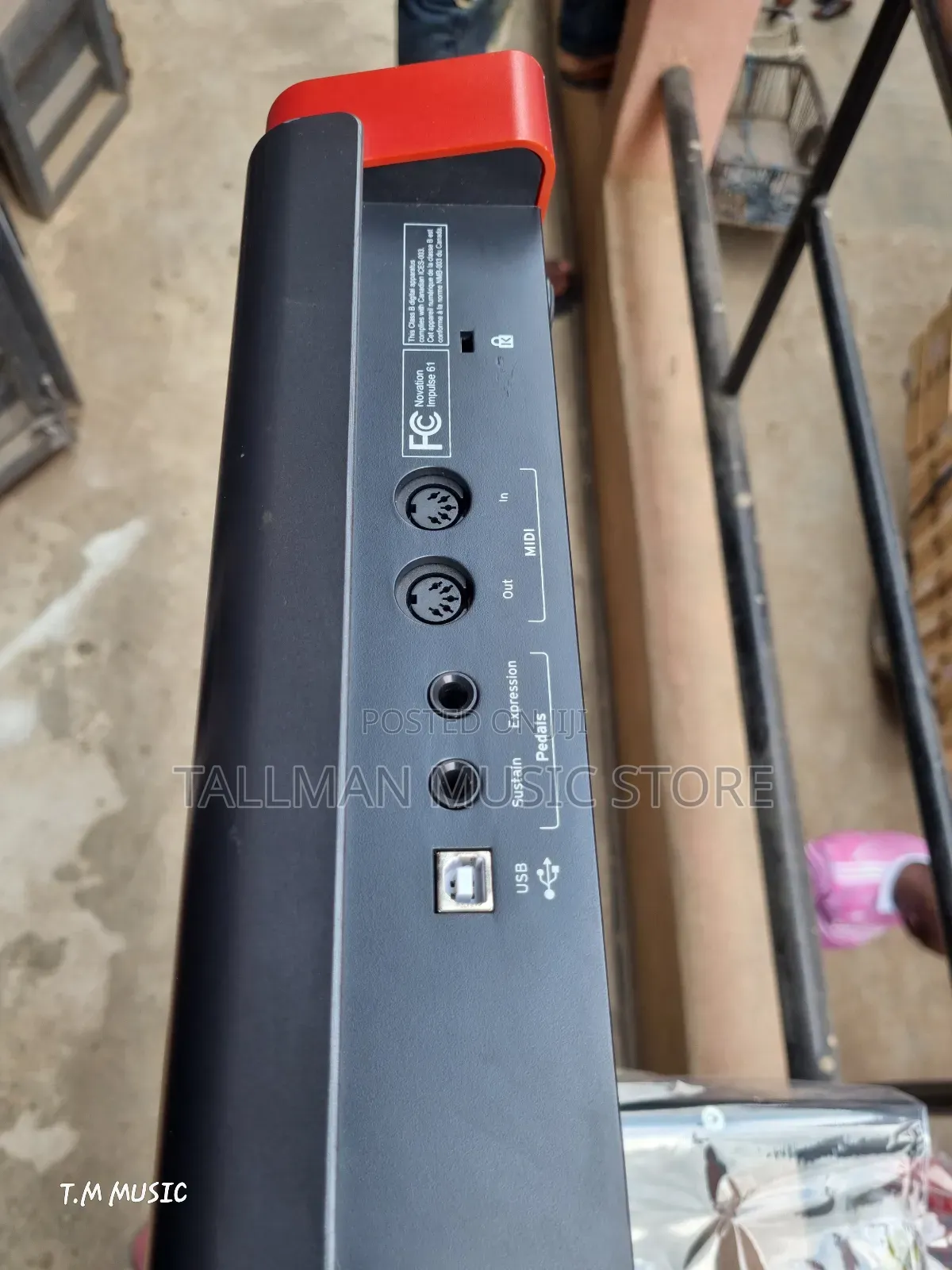 Novation Impulse 61