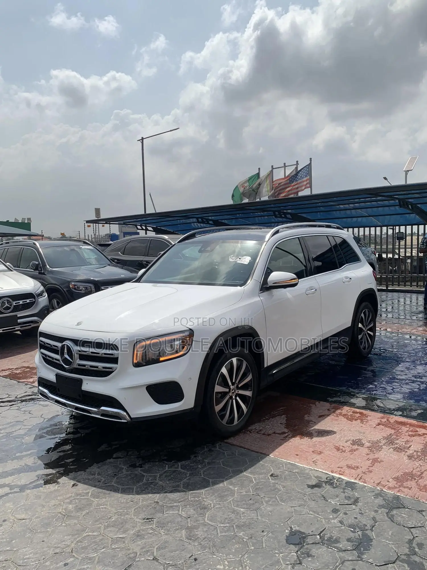 Mercedes-Benz GLB-Class 2022 White
