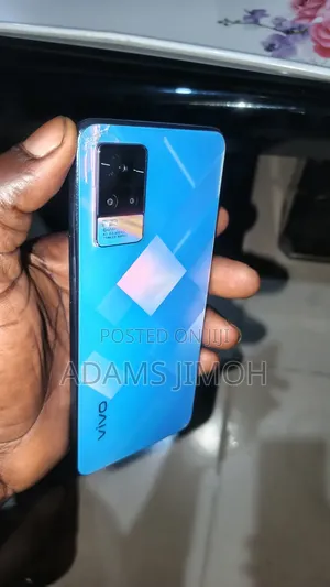 Vivo V21e 128 GB Blue