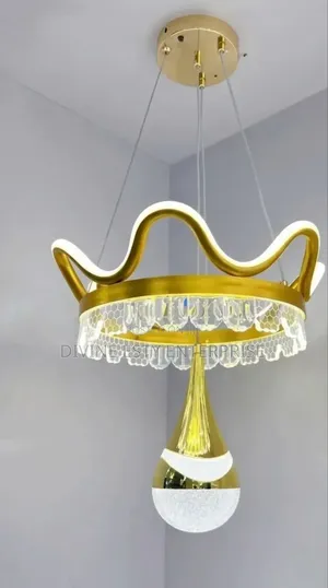 Elegant Crystal Pendant Chandelier