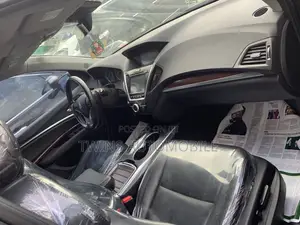 Acura MDX SUV 4dr FWD (3.5L 6cyl 9A) 2016 Gray