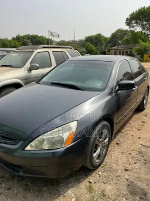 Honda Accord Automatic 2005 Gray