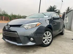 Toyota Corolla LE 4dr Sedan (1.8L 4cyl CVT) 2015 Gray