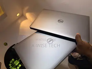 Laptop Dell Precision 5540 16GB Intel Core i5 SSD 256GB